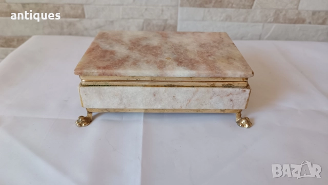 Кутия за бижута - мраморна - българско производство