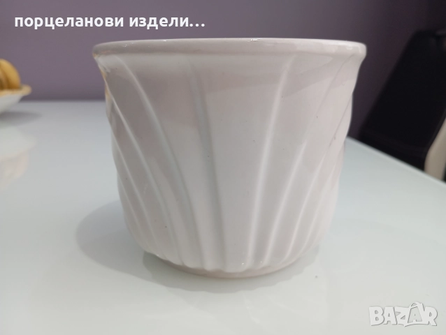 Порцеланова стара кашпа маркирана , снимка 11 - Декорация за дома - 52690478