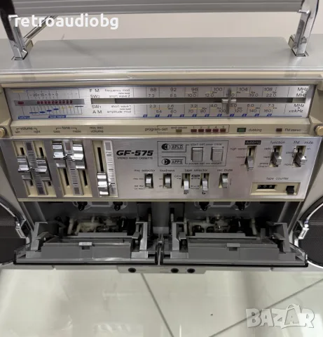 🔈Колекционерски ретро радиокасетофон SHARP GF-575  - Boombox - профилактиран🔉, снимка 6 - Радиокасетофони, транзистори - 55767378