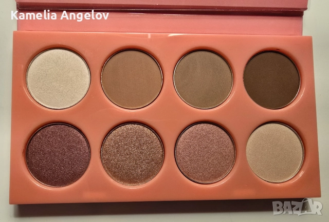 Estee Lauder оригинална палитра сенки за очи плюс подарък, снимка 2 - Декоративна козметика - 52818596