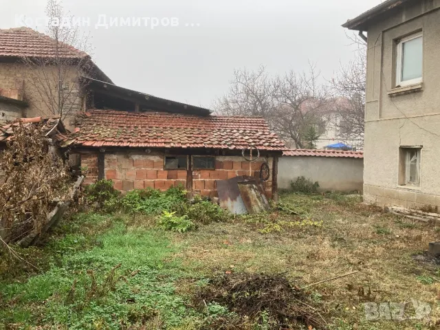 Двуетажна Къща с Двор в Родопите с. Новаково област Пловдив , снимка 9 - Къщи - 48315642