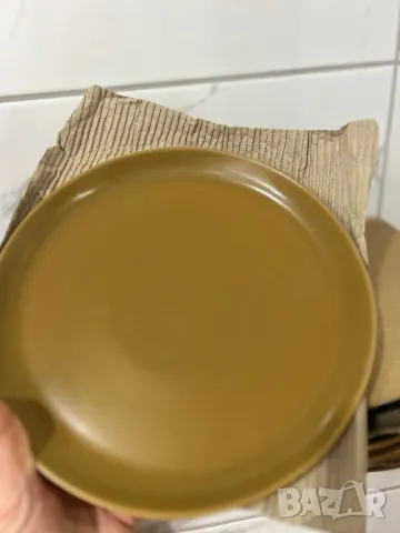 Германия нови чинии благороден порцелан 3 лв