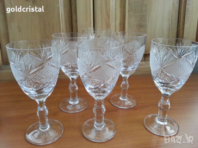 Кристални чаши , снимка 1 - Антикварни и старинни предмети - 37412466
