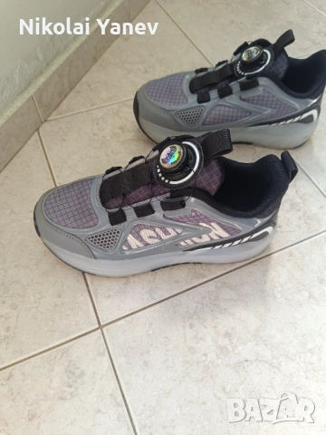 Маратонки с колелца светещи , снимка 3 - Детски маратонки - 54143276