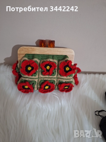 Ръчно плетени чанта, снимка 2 - Чанти - 52362454