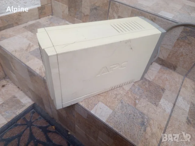 ЮПС APC Back-UPS CS 500, снимка 2 - UPS захранвания - 55970584