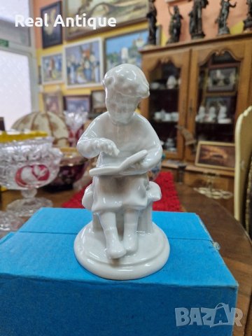 Превъзходна антикварна колекционерска руска порцеланова фигура ЛФЗ