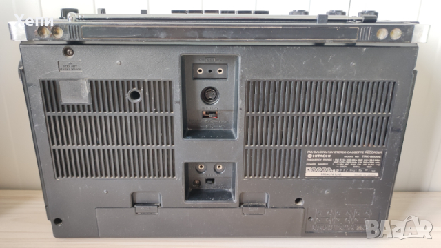Касетофон Хитачи , снимка 2 - Радиокасетофони, транзистори - 44664397