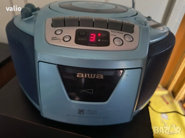 малък касетофон aiwa