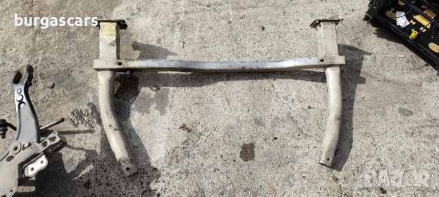 Греда под двигателя Peugeot 407 2.0 HDI - 70лв