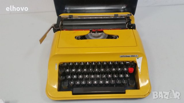 Пишеща машина Privileg 350T, снимка 1 - Антикварни и старинни предмети - 29795146