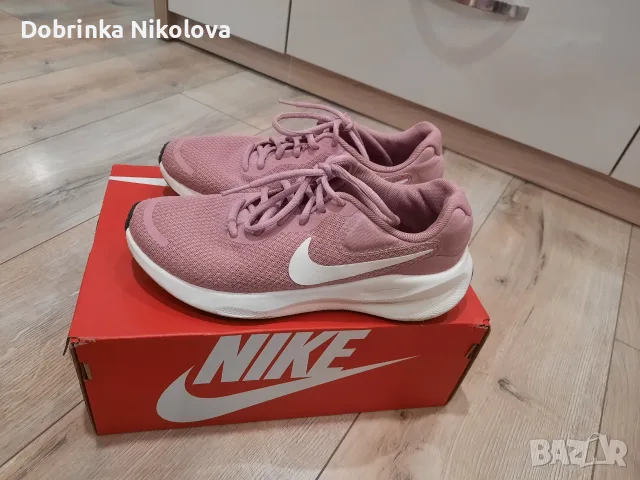 NIKE W REVOLUTION 7