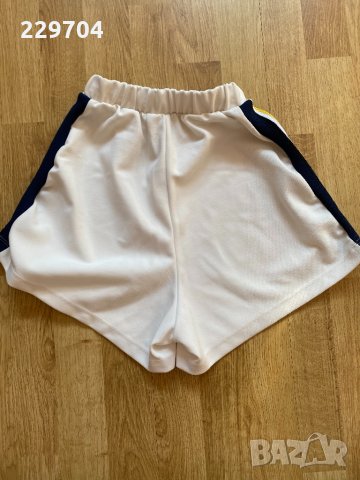 Дамски къси панталонки с висока талия Pull&bear, снимка 3 - Къси панталони и бермуди - 32073287