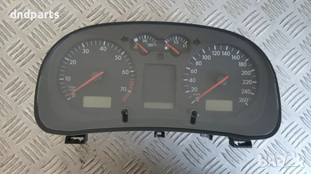 Километраж VW Golf 4 2000 Volkswagen Golf IV (1998-2004)