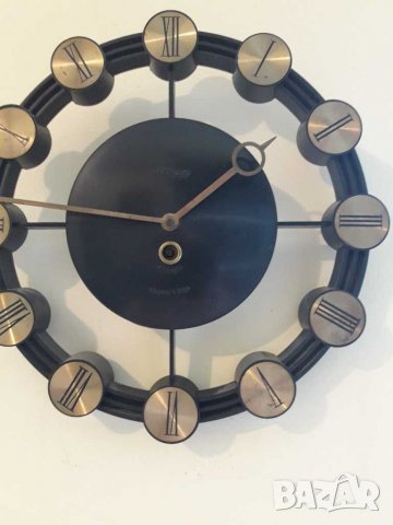 Стар стенен часовник-Маяк, снимка 9 - Антикварни и старинни предмети - 29695918