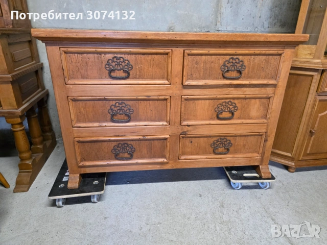 Контрабюфет изработен изцяло от масив