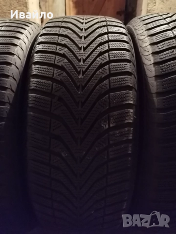 Продавам 4 броя Зимни гуми 205.55.16 на 1 сезон дот 2019 Vresstain , снимка 2 - Гуми и джанти - 52944523