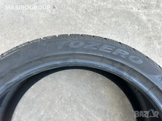 Нова гума зимна гуми 245/40/20” PIRELLI SOTTOZERO,RFT, снимка 4 - Гуми и джанти - 55805094
