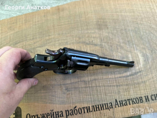 Револвер нагант година 1927, снимка 4 - Бойно оръжие - 51982282