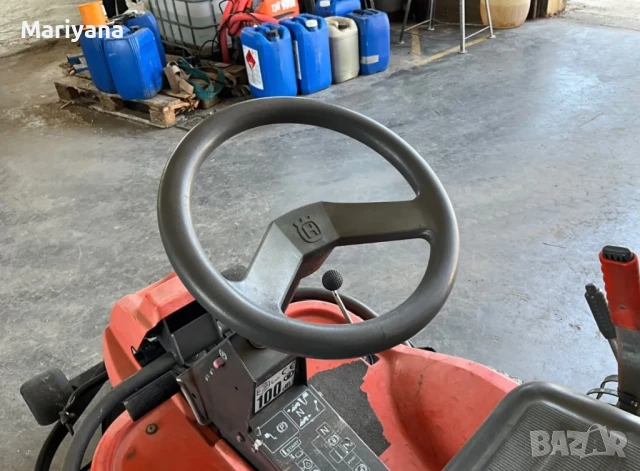 Косачка за трева Husqvarna Rider 13 C, снимка 6 - Градинска техника - 51343562
