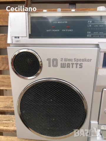 Club 6001(Germany)-Работещ напълно радиокасетофон функционално на всичко!, снимка 6 - Радиокасетофони, транзистори - 53974866