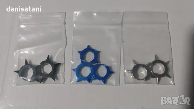 Обеци и аксесоари