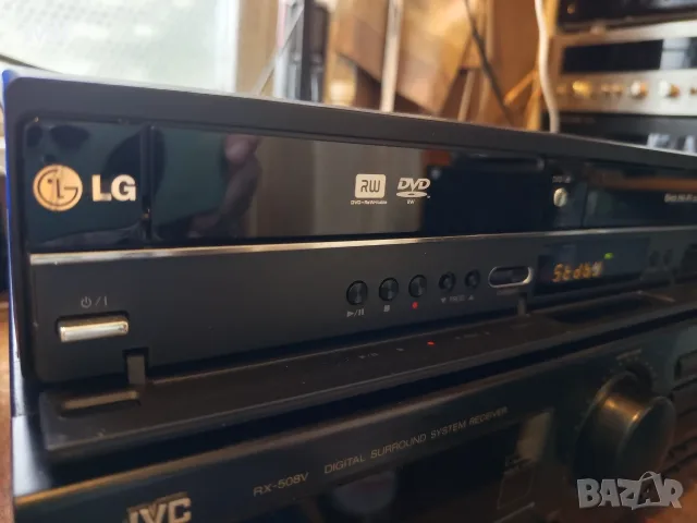 LG PCT 689H DVD VCR рекордер, снимка 2 - Плейъри, домашно кино, прожектори - 56527162