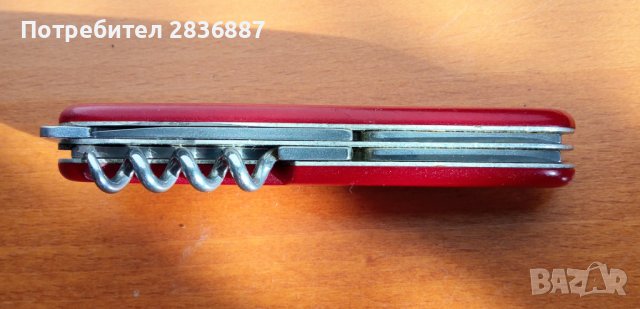 Оригинален VICTORINOX Switzerland Stainless Rostfrei Officier Suisse, снимка 4 - Ножове - 39979211