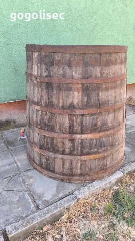 Продавам дървена каца 500 Л
