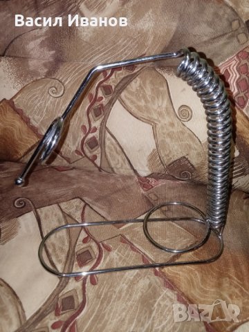 Продавам метална поставка за бутилка , снимка 2 - Декорация за дома - 35524629