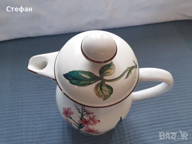 Порцеланова кана за кафе VB Botanica , снимка 3 - Антикварни и старинни предмети - 56531032