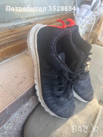 Оригинални маратонки Reebok, снимка 5 - Спортни обувки - 53256584