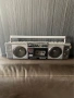 HITACHI TRK-6701W VINTAGE RETRO BOOMBOX радио  касетофон, снимка 2