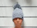 Нова дамска плетена шапка с помпон/пух в сив цвят, снимка 4