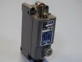 Изключвател краен SQUARED AW-32 limit switch 10A, снимка 4