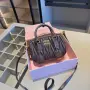 Miu Miu дамска чанта от естествена кожа, снимка 4