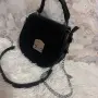 Дамска черна чанта, снимка 1