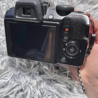 Дигитален фотоапарат Fujifilm FinePix S8300, 16.2MP, Черен, снимка 2 - Фотоапарати - 35279262
