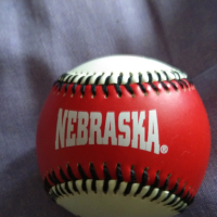Huskers Nebraska baseball ball бейзболна топка отлична маркова, снимка 3 - Други спортове - 44809802