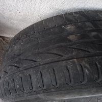 4 гуми , снимка 1 - Гуми и джанти - 44348181