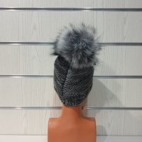 Нова зимна дамска шапка СилвърСтар сив меланж без подгъв в помпон/пух, снимка 4 - Шапки - 35512324