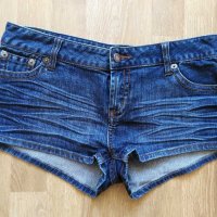 Изрязани дънкови панталонки, снимка 3 - Къси панталони и бермуди - 29288148