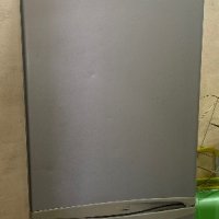 Хладилник с фризер LG, снимка 1 - Хладилници - 42672519