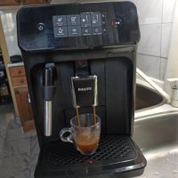 Кафеавтомат Филипс, работи отлично , снимка 1 - Кафемашини - 42714376