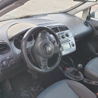 Seat Altea XL 1.6i 102kc , снимка 3 - Автомобили и джипове - 30481550