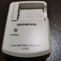 Зарядно Olympus Li-30C за батерии Olympus Li-30B, снимка 1 - Батерии, зарядни - 32137725