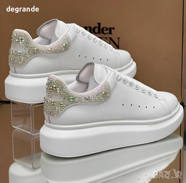 Дамски Сникърси Alexander McQueen - Цвят Бяло с Камъчета, снимка 1