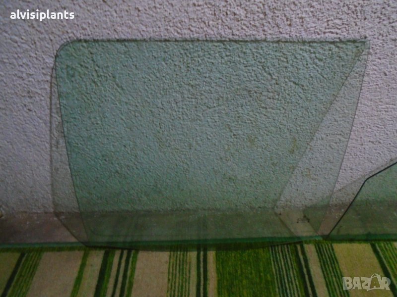 Странично стъкло задно ляво за Фолксваген Голф 3 , снимка 1