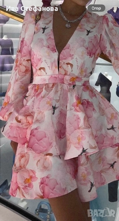 Нова луксозна рокля Fashion Room розов флорал волани къдри Уникална, женствена и супер ефектна рокля, снимка 1