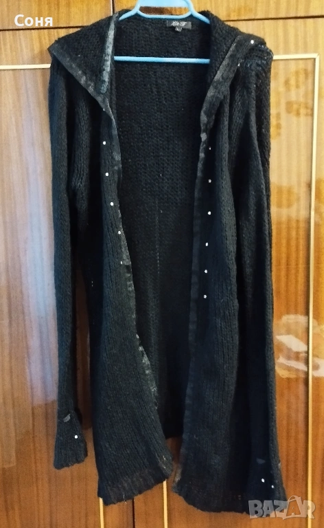 Дамска вълнена жилетка в черно, снимка 1